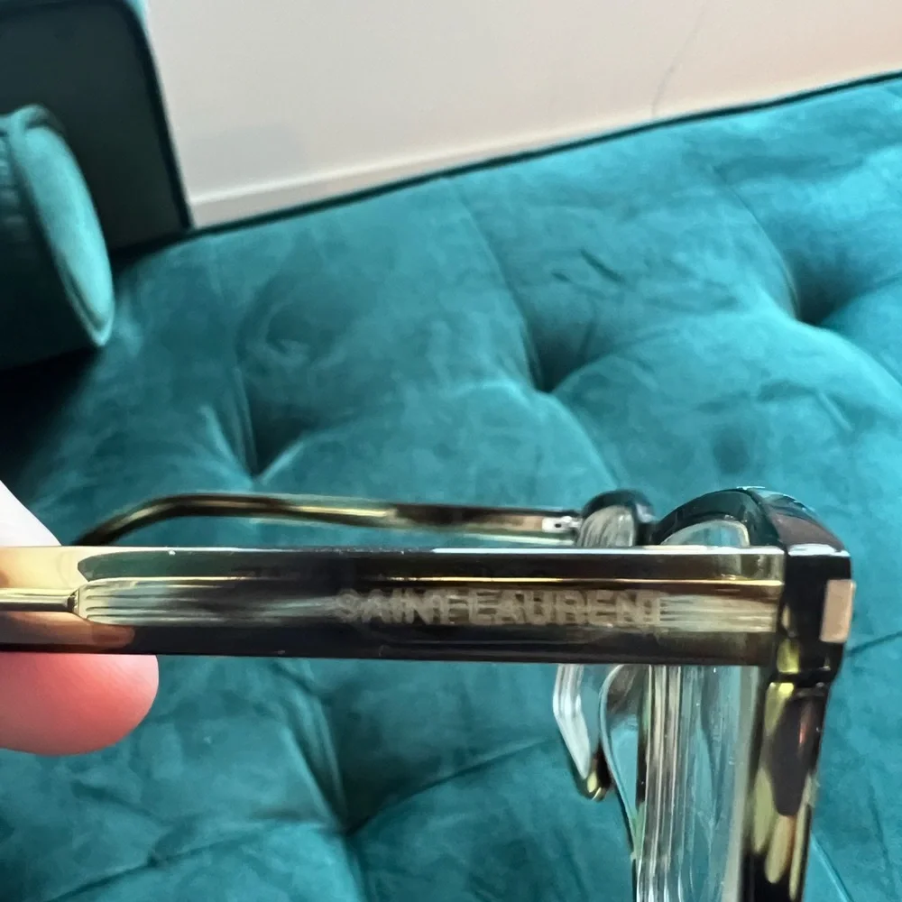 Yves Saint Laurent YSL oversized glasses - Picture 3 of 5